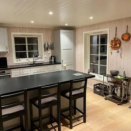 Semesterbostad Modern Mountain Cabin With Panoramic Views